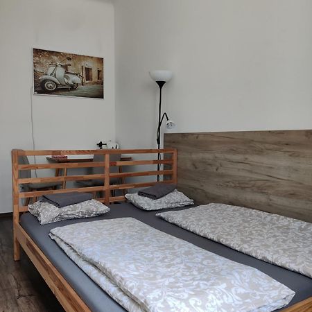 Beautiful Apartment Near The Centre Вена Экстерьер фото