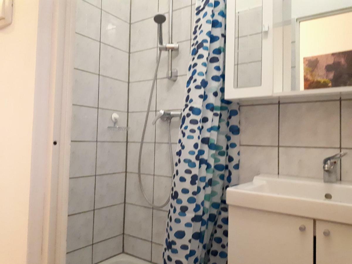 Beautiful Apartment Near The Centre Вена Экстерьер фото
